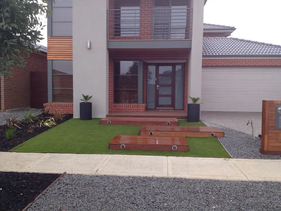 Decking with Artificial turf front yard landscaping stepS